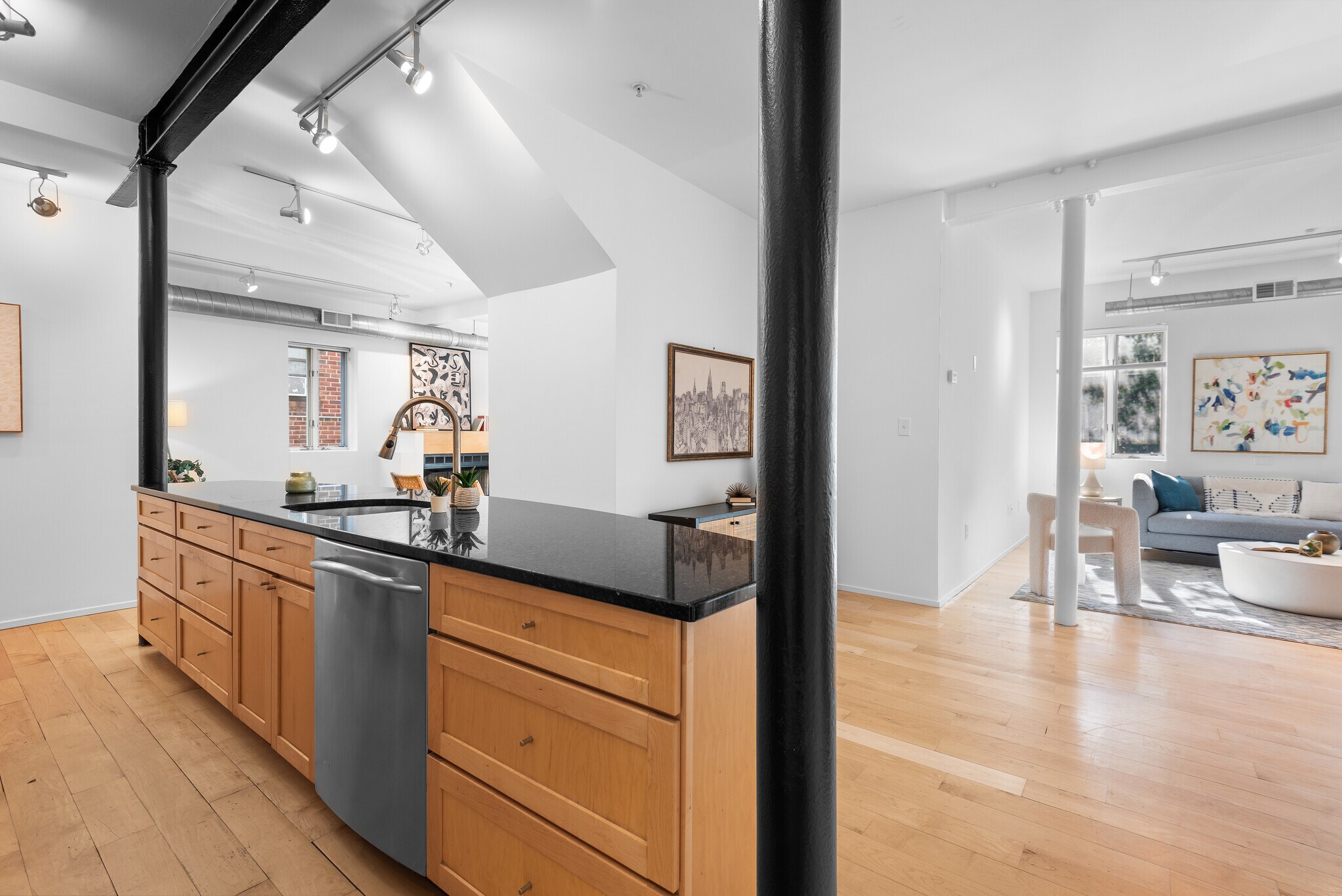 Building Photo - 2307 15th St NW