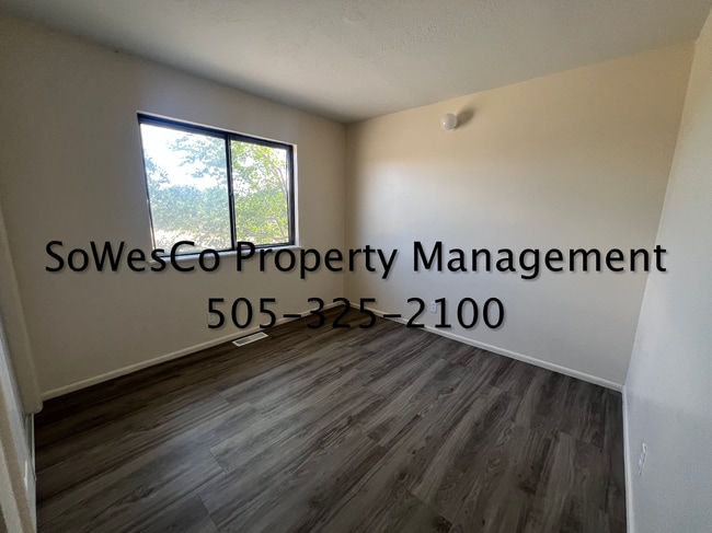 Building Photo - Newly Remodeled 3 Bed 2 Bath Home