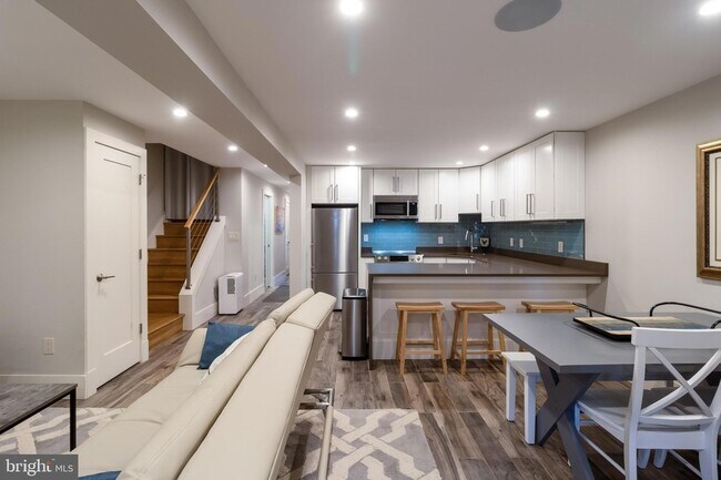 Building Photo - 4514 15th St NW