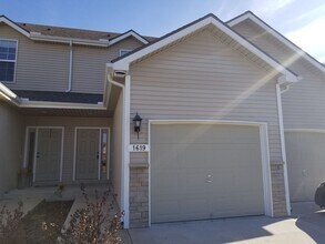 Building Photo - Town house in Kansas City, KS