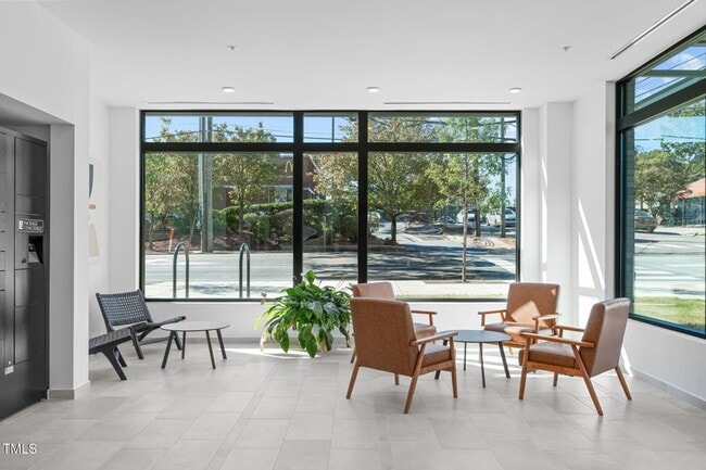 Building Photo - **OFFERING WAIVED APPLICATION FEES & $200 ...