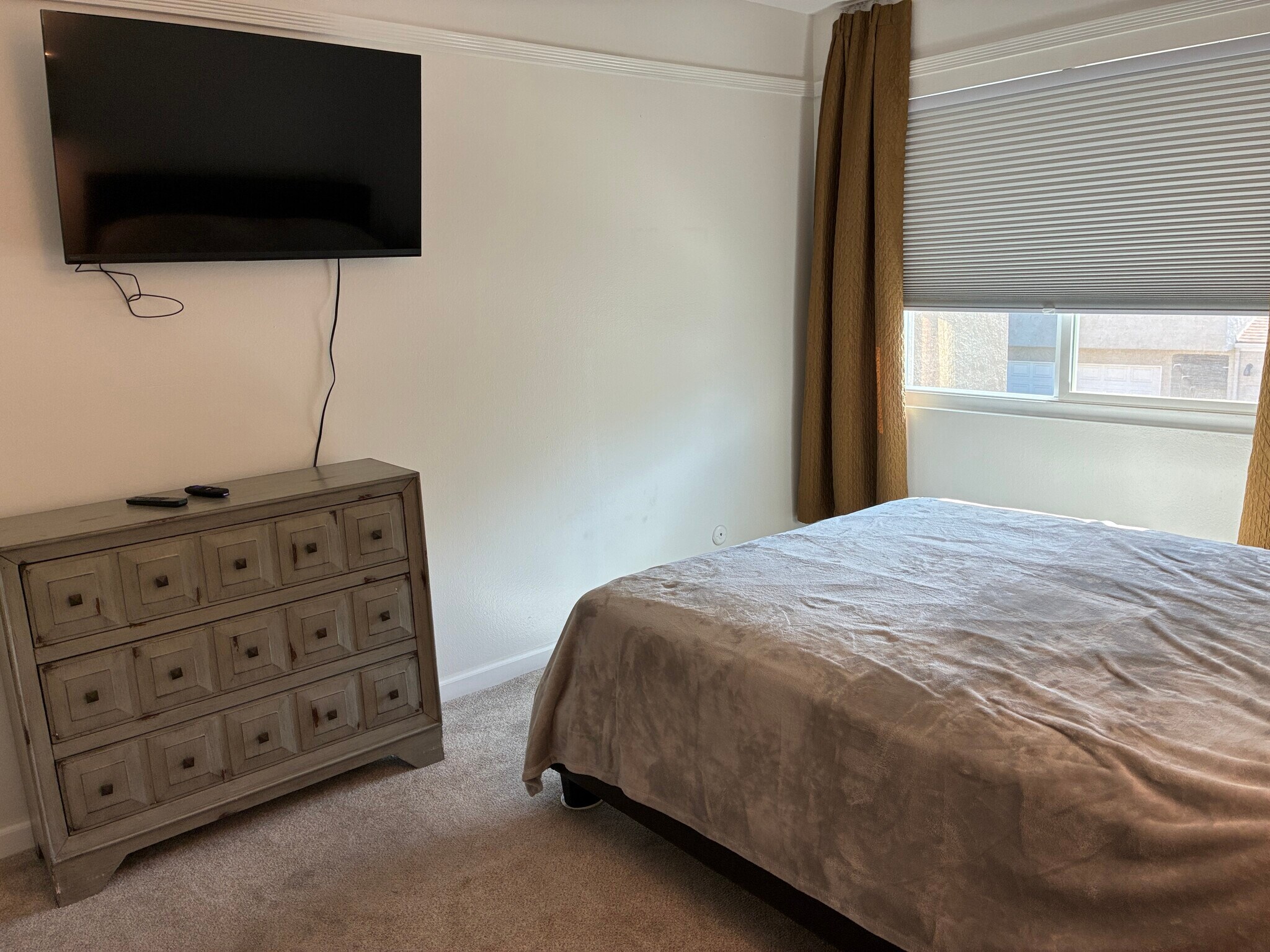 Bedroom window - 25718 Hogan Dr