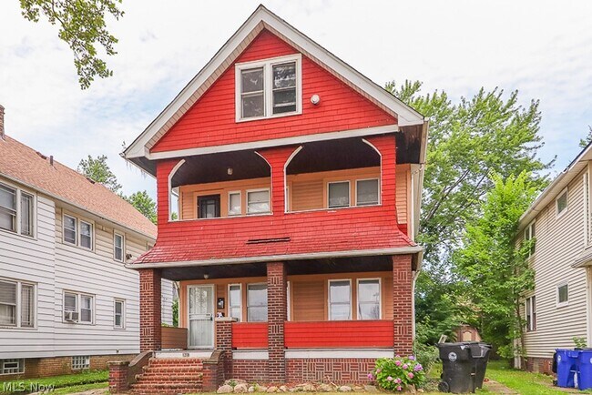 Building Photo - 1220 E 176th St