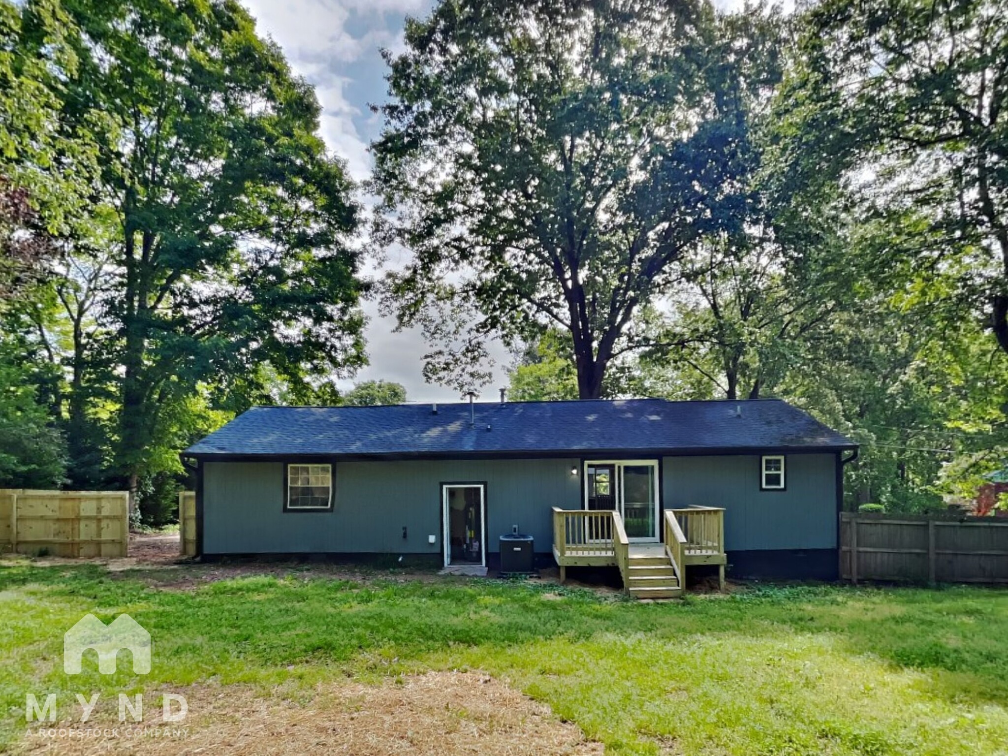 Building Photo - 200 Buckskin Dr