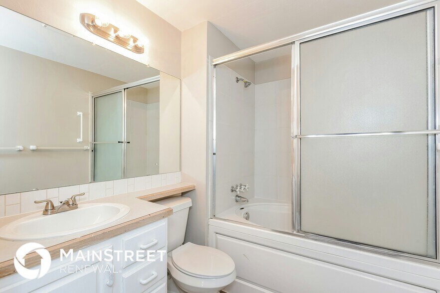 Building Photo - 18237 E Atlantic Dr