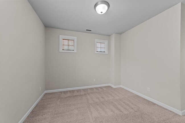 Building Photo - 1820 Carrera Ridge