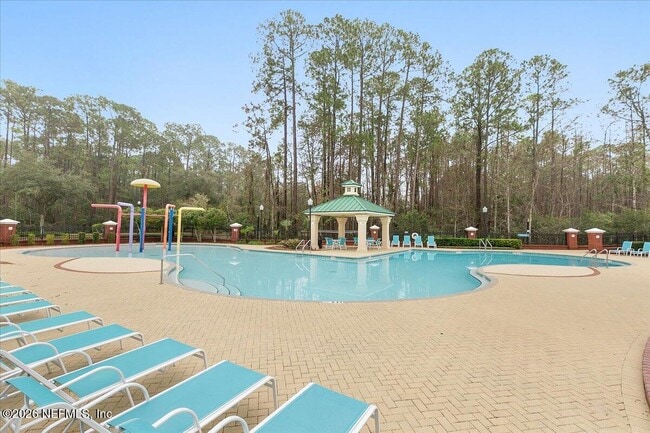 Building Photo - 743 E Dorchester Dr