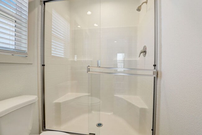 Building Photo - 10 Vandalay St