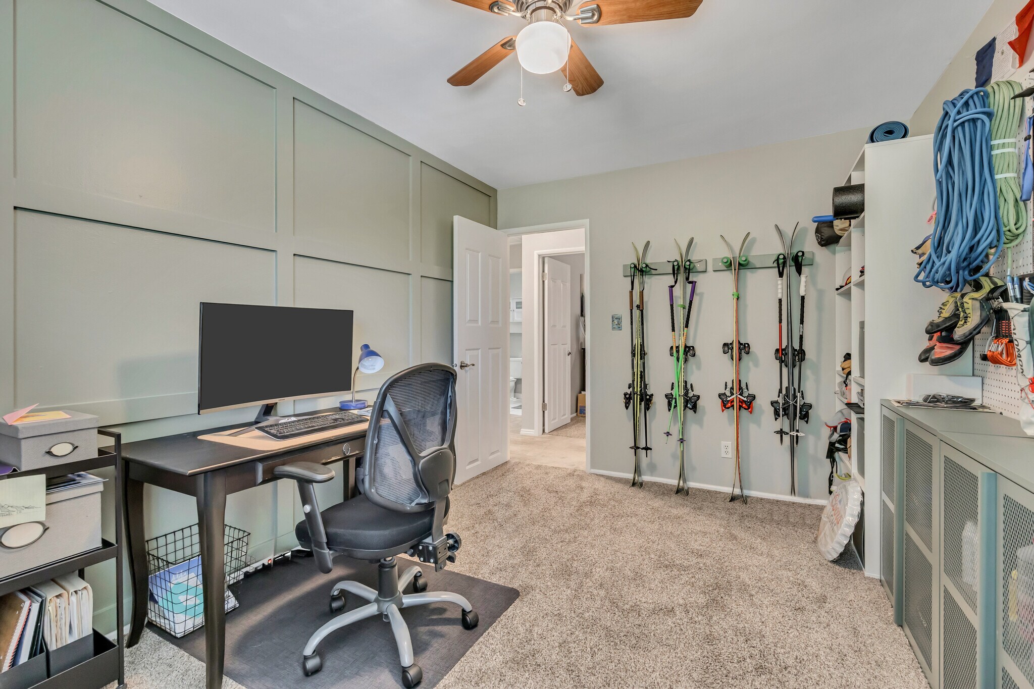 Building Photo - 3002 E Casto Ln