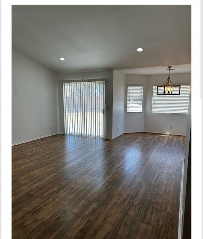 Building Photo - 5725 Monterey Pl