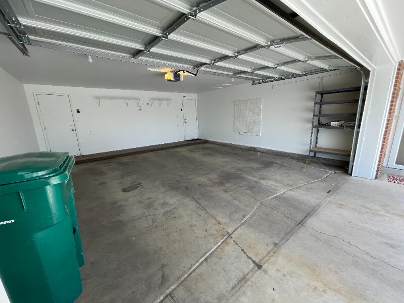 Building Photo - 1887 Independence St