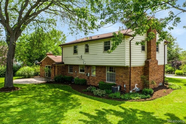 Building Photo - 4259 Wendell Rd