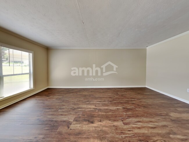 Building Photo - 5157 Parkview Ct SW