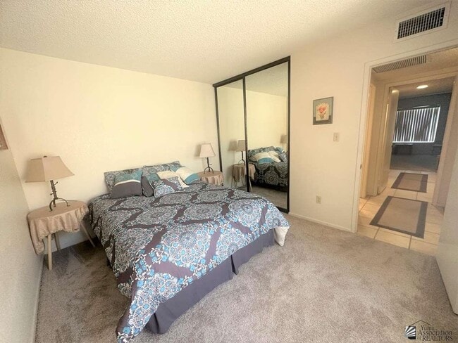 Building Photo - 12495 E Del Rey Dr