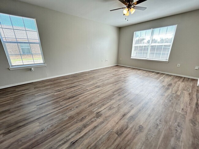 Building Photo - 1118 82nd St