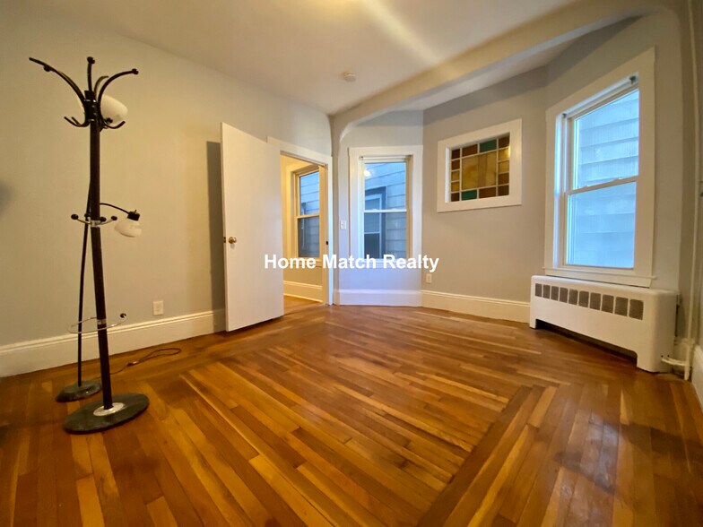 Building Photo - 767 Broadway