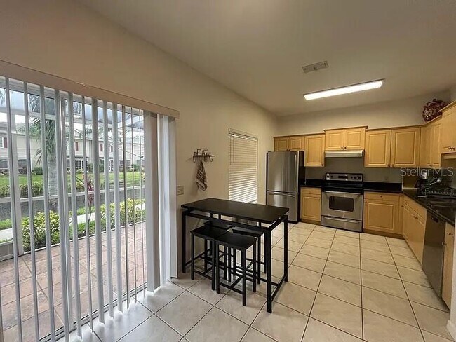 Building Photo - 7755 Plantation Cir
