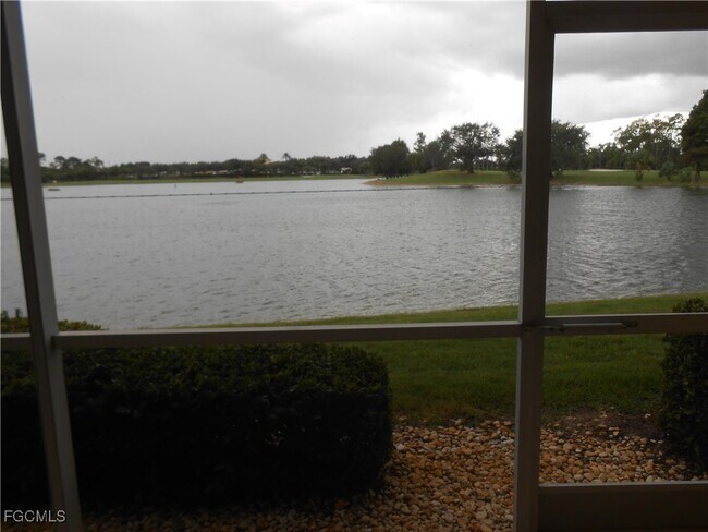 Building Photo - 10720 Ravenna Way