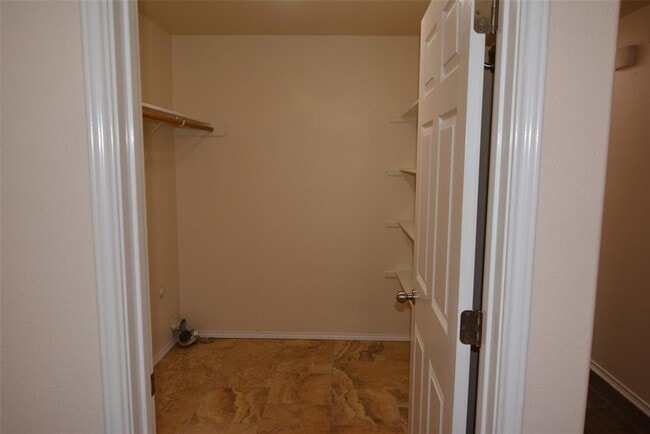 Building Photo - 1303 Horseshoe Ranch Dr