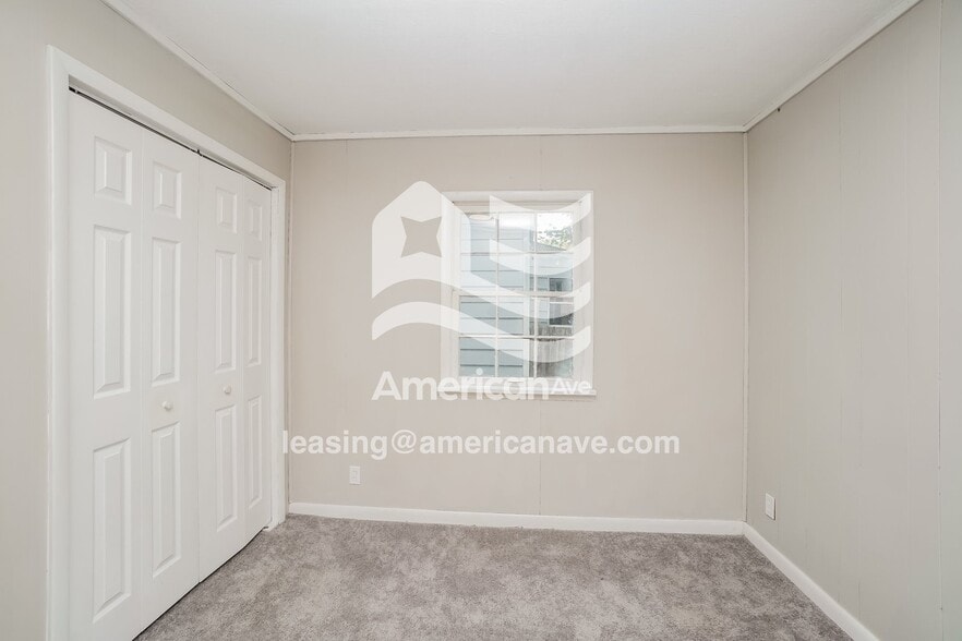 Building Photo - 3702 Garland Ave