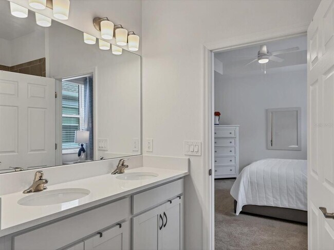 Building Photo - 7724 Saloon Ln