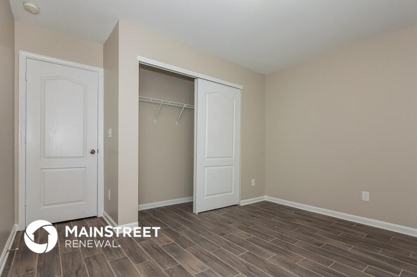 Building Photo - 4384 Stone Mountain Dr