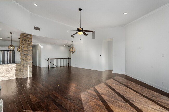 Building Photo - 106 Confidence Cove