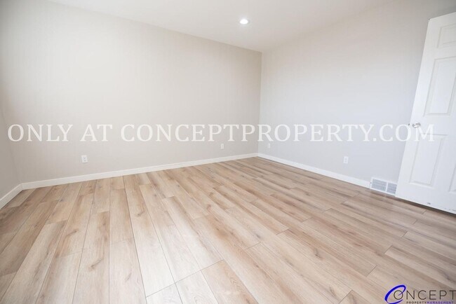Building Photo - 3733 S 5080 W