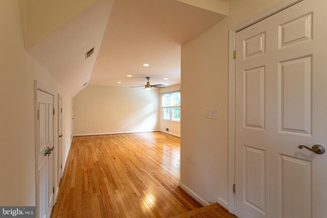 Building Photo - 14912 Emory Ln