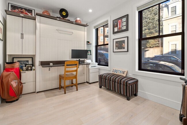 Building Photo - 75 Old Harbor St