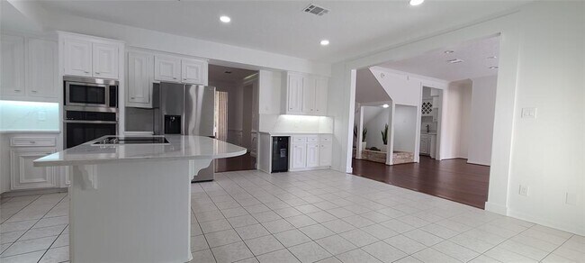 Building Photo - 1218 Sugar Creek Blvd
