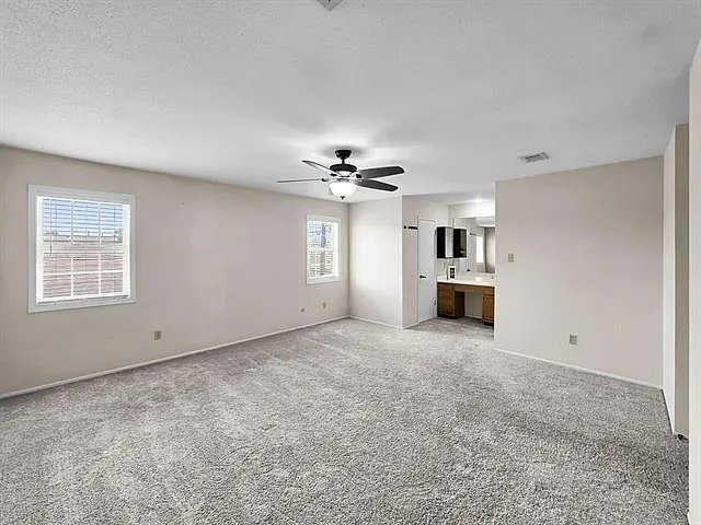 Building Photo - 1084 Sunmeadow Dr