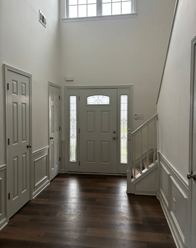 Building Photo - 1718 Bentridge Dr NW