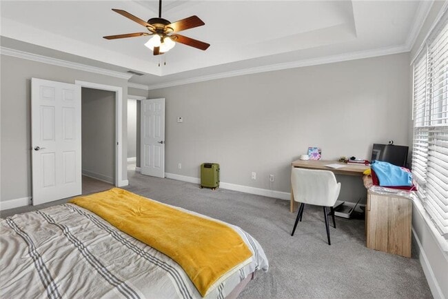 Building Photo - 2502 Regency Lake Dr