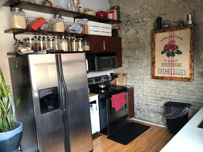 Building Photo - 56 Monroe Center St NW