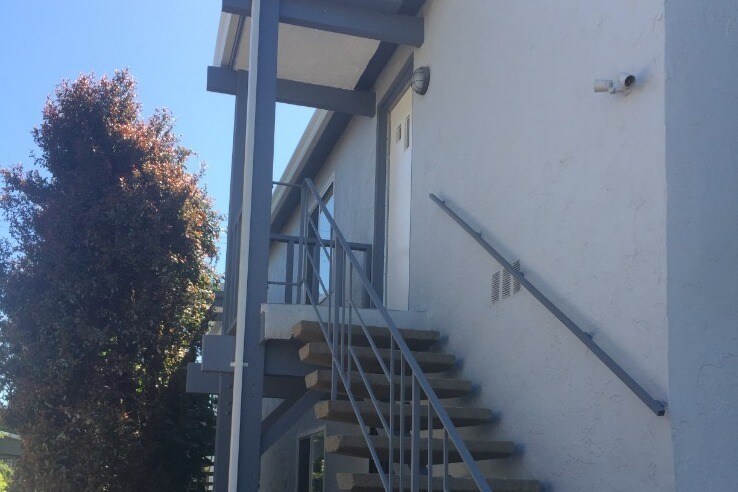 entrance to the apartment - 2110 Spaulding Ave