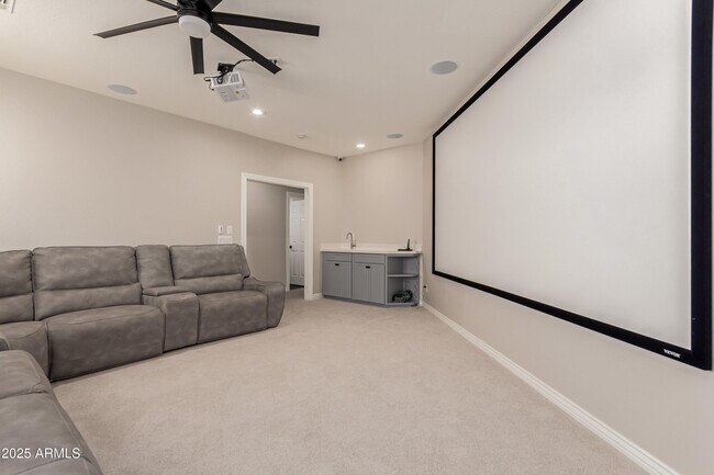 Building Photo - 4584 E Reins Rd