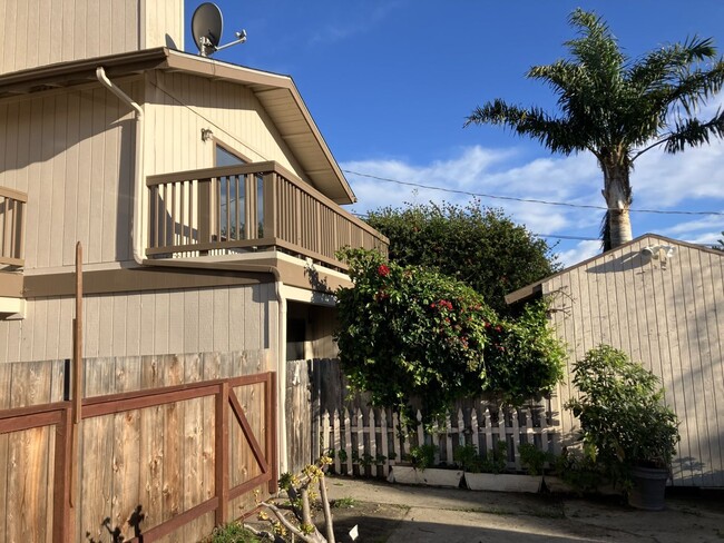 Building Photo - 173 Birch Ave