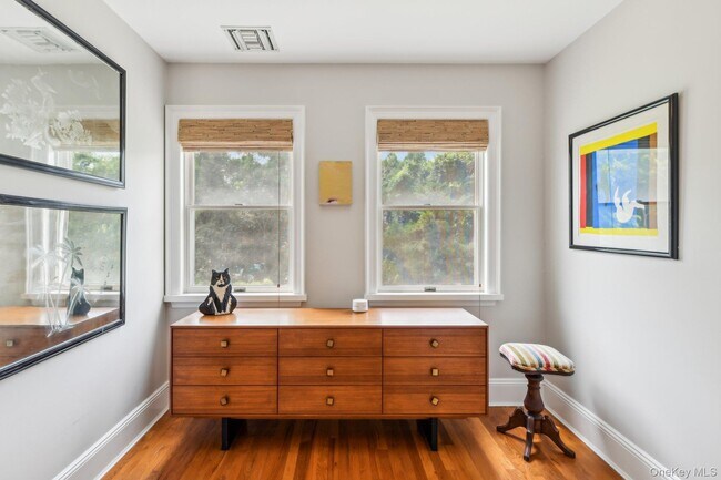 Building Photo - 17 Oak Meadow Ln