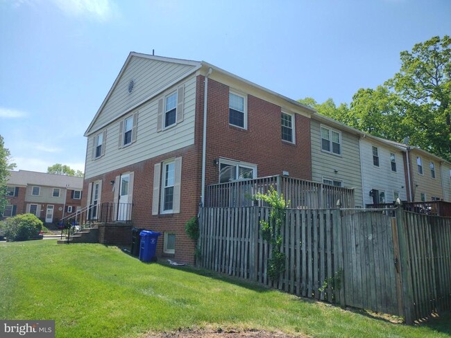 Building Photo - 14924 Belle Ami Dr