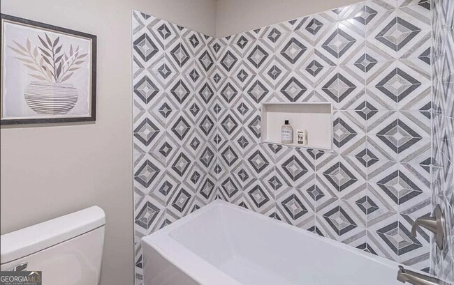 Building Photo - 1523 Delia Dr