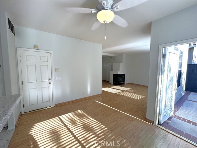 Building Photo - 1729 S Sunflower Ave