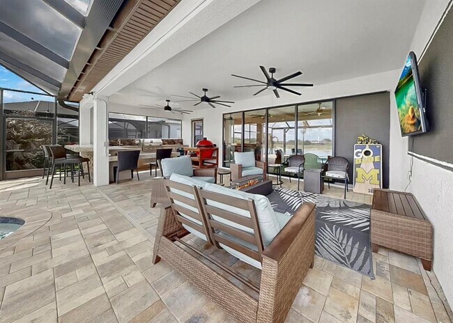 Building Photo - 12845 Satin Lily Dr