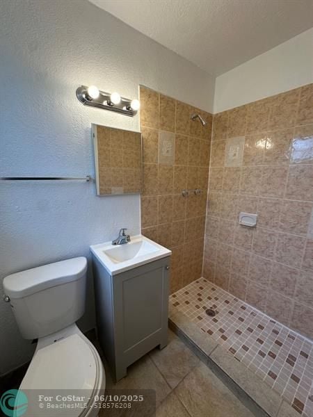 Building Photo - 3791 Riverside Dr
