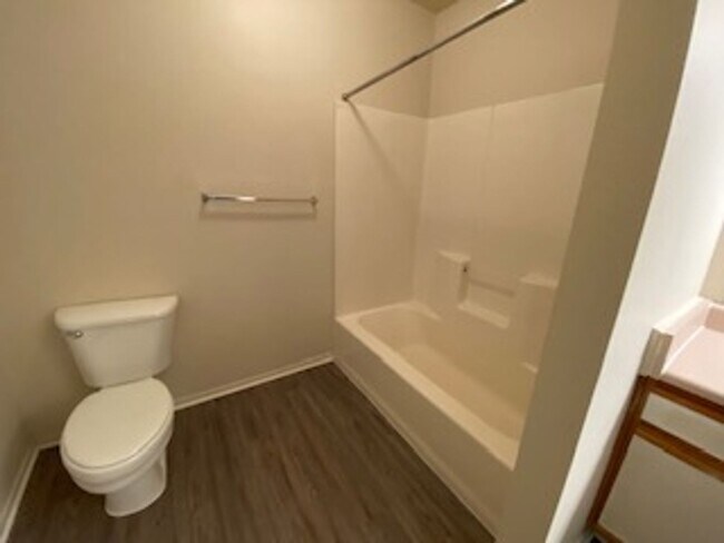 Building Photo - 1 Bed, 1 Bath, downstairs at The Haven