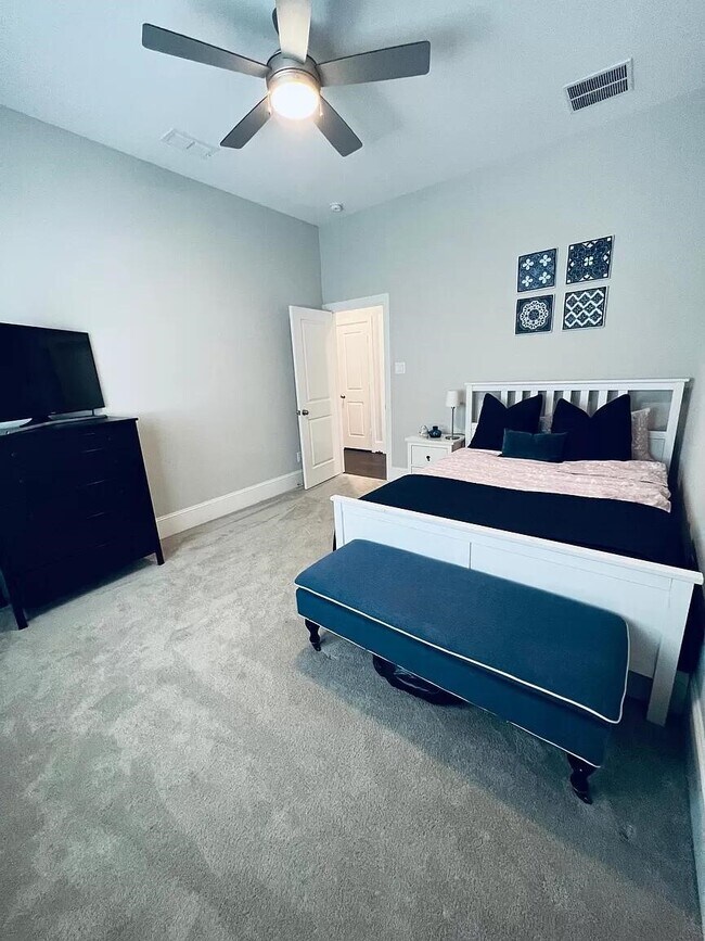 Building Photo - 8608 Costmary Ln