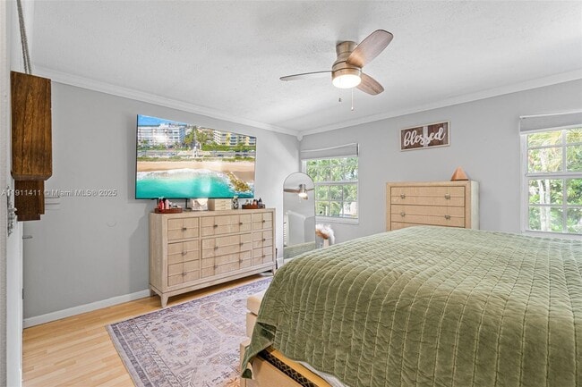 Building Photo - 8351 SW 39th Ct