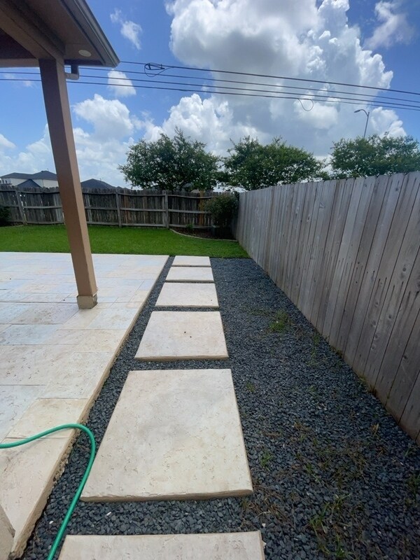 Building Photo - 2823 Feather Green Trail