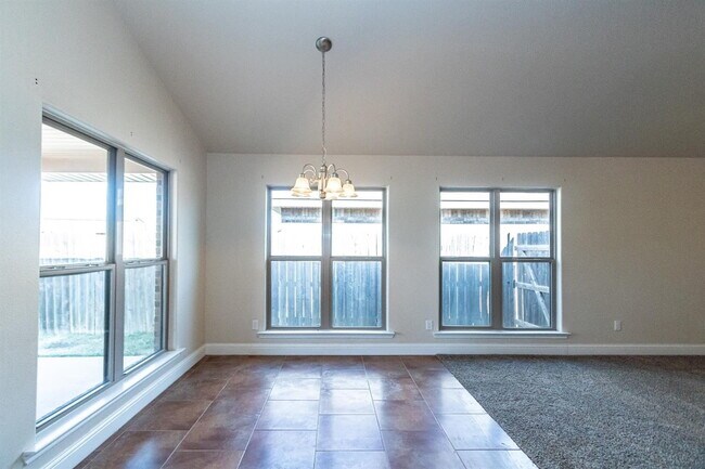 Building Photo - Beautiful open 4/2/2 in Frenship School Di...