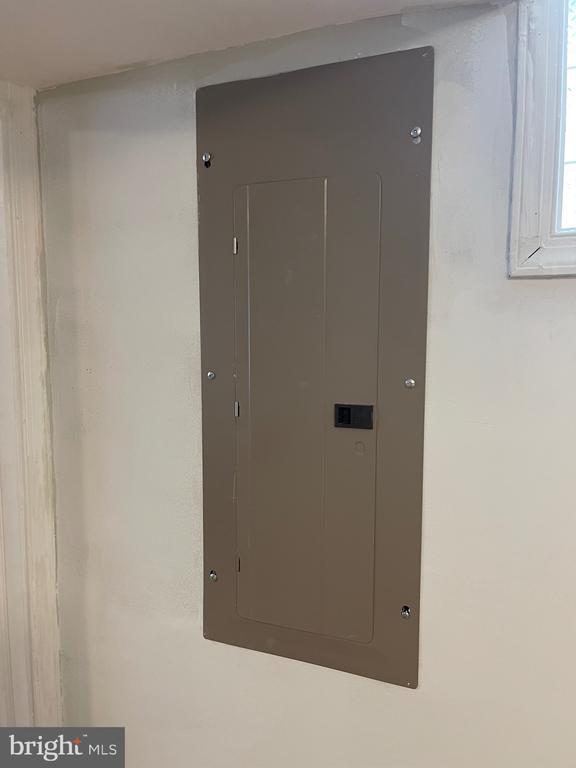 Building Photo - 3207 Castleleigh Rd